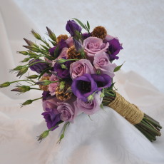 Flowers by Davina - www.essexweddingsupplier.co.uk - (pic 1)..