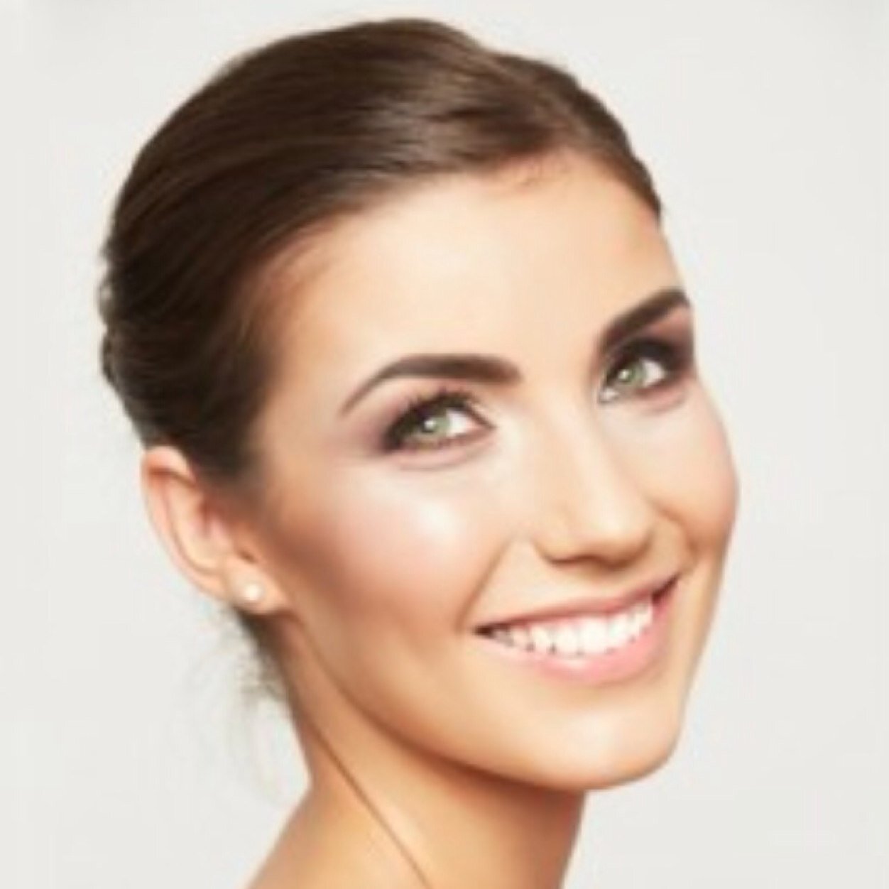 Victoria Sanderson permanent makeup solutions