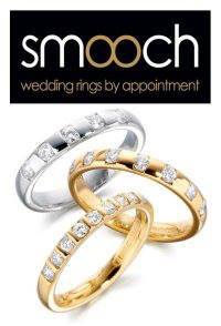 camera Ter ere van Krijt Smooch Wedding Rings Colchester | UK