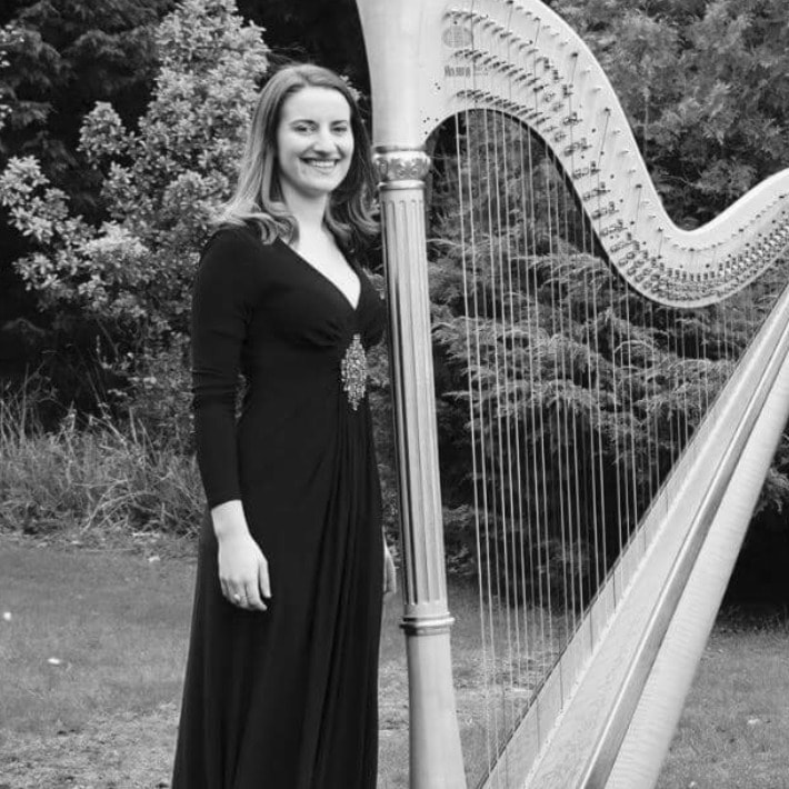 Harpist – Louise Binks